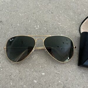 Brand new never worn ray bans